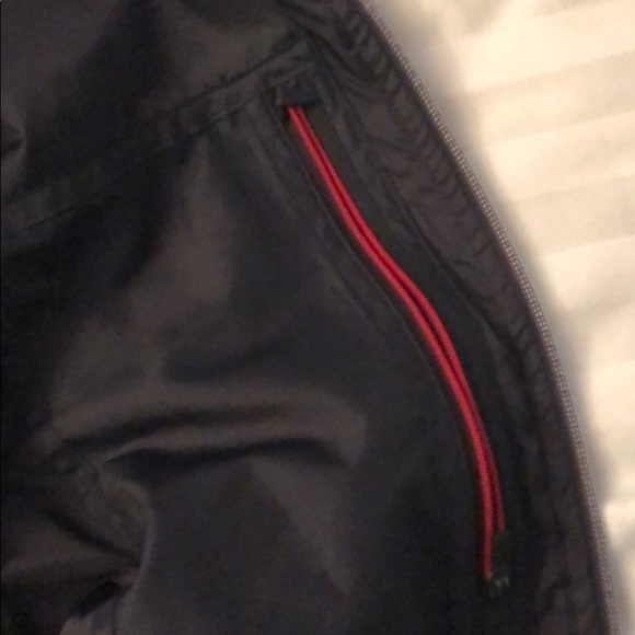 Victorinox Swiss Army Windbreaker - Picture 7 of 10